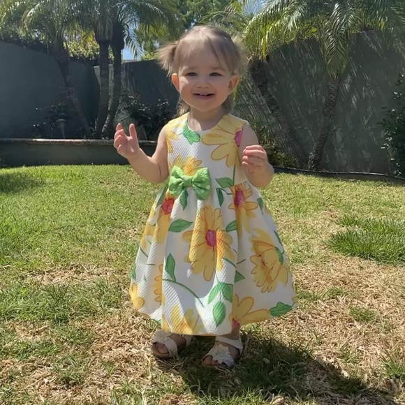 Meet your Posher, Hilary - Picture 1 of 1